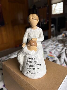 Sentimental Grandma Figurine in White